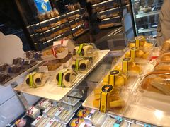 面包甜点陈列柜-85度C(南京珠江华海店)