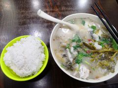 酸菜鱼饭-五谷渔粉(区庄店)