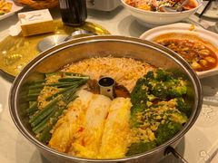 -亲回家吃饭餐厅(黄陂店)