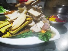 -野菌皇海景野生菌火锅(滨海大道店)