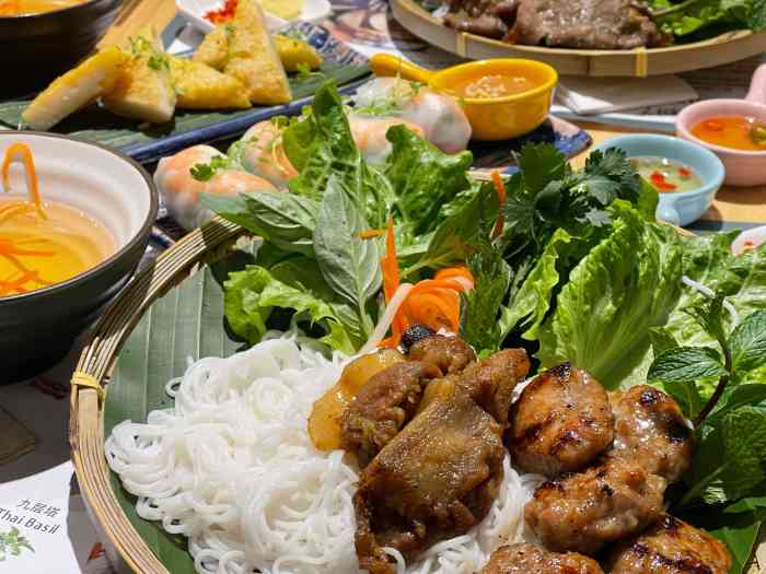 bun cha cha(力宝广场店)-"力宝楼下一家吃越南粉的餐厅,之前和同事经