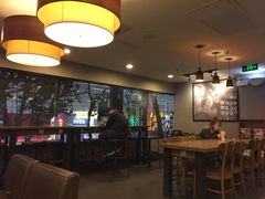 大堂-星巴克(北京南站第三店)