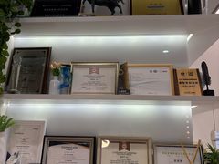 -维乐口腔(美维云门诊陆家嘴店)