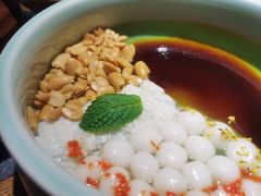 -吃饭皇帝大土家民族菜(正大广场店)