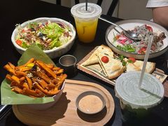 -J's Cafe Lab