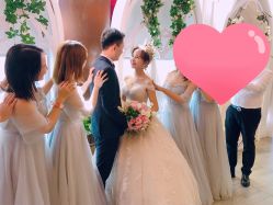 点击看大图 -艾米丽婚纱礼服