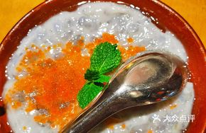 Round Shrimp Dumplings