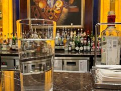 -龙虾酒吧扒房(宁波香格里拉店)