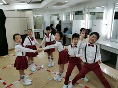 -蓝话筒·少儿成人演讲口才·主持朗诵·戏剧表演(大华第一坊店)