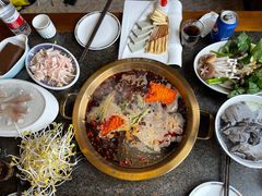-小天鹅火锅·一线江景洪鼎旗舰店(洪崖洞店)
