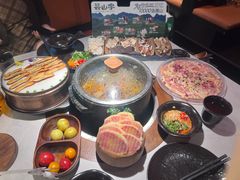 -芸山季·云南山珍菌火锅(人民广场来福士店)