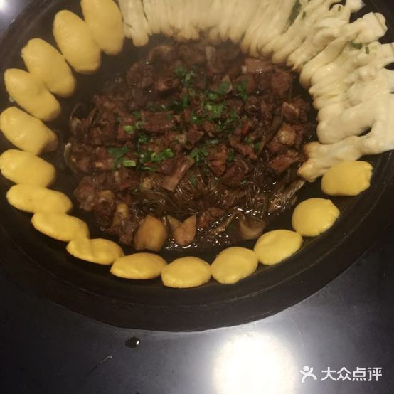 红似火铁锅炖(总店)