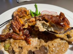 -Oasis Bar & Grill