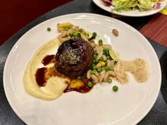 菲力牛排-WOLFGANG PUCK KITCHEN & BAR(迪士尼小镇店)