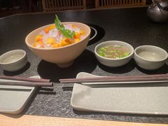 -三出山火锅(南京万象天地店)