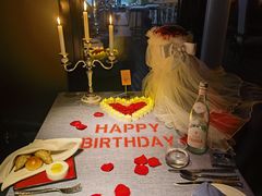 -弦月窗LUNETTE BY AMANDA(复兴路店)