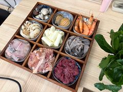 -雪梅月子中心(华侨城店)