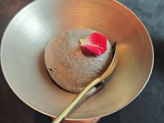 黑芝麻冰淇淋-醉东Oriental House(静安嘉里店)