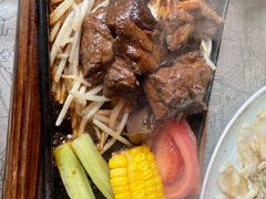 铁锄牛排-穹六人间 people 6(岳阳路店)