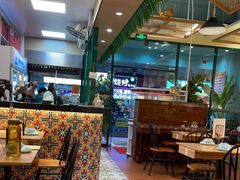 大堂-马来西亚肉骨茶汤·招牌螃蟹·烧鸡·呷喱吧吧(海上世界店)