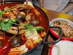 -老闵田螺馆·南昌市井菜·特色小吃(总店)