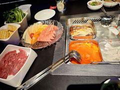 -海底捞火锅智慧餐厅(中骏世界城店)