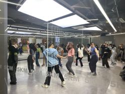 -5KM舞蹈街舞工作室