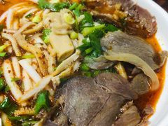 -遵义虾子张六羊肉粉(普陀路店)