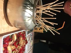 -喝丢一只鞋海鲜烧烤·海肠捞饭(东关街店)
