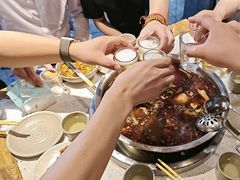 -肖肖酸萝卜鱼火锅(总店)