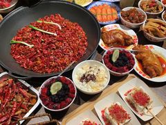 -萍姐火锅·公路夜市(武汉首店)