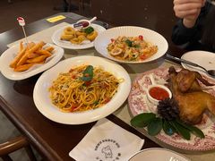 -猫岛主趣味餐厅(鼓浪屿店)