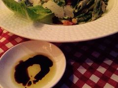 iphone_upload_pic-香格里拉鱼跃地中海西餐厅·牛排披萨