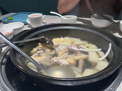 竹荪椰子鸡-百年果林椰子鸡(益田假日里店)