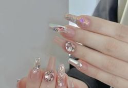 -初瞳专营美睫美甲