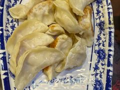 马蹄锅贴-长人馄饨铺(解放街店)