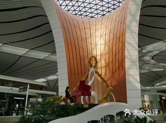 作为经常飞行的机场控，去过国内国外很多机场