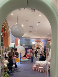 -奈尔宝·儿童乐园·亲子餐厅(华采天地店)