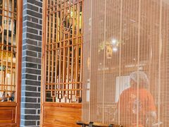 -百年川椒重庆老火锅(光谷店)