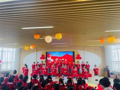 -上海青草地幼儿园