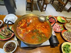 -黔多多贵州地摊火锅(木古地铁站店)
