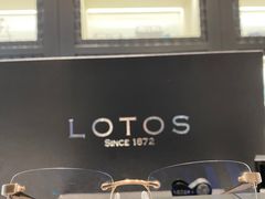-标准眼镜·蔡司官方授权店(和平路总店)