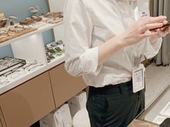 -无界眼镜MaxLess(天空之城店)