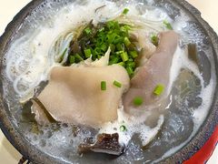 -刚砂锅鸡丝米线