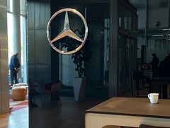 -奔驰上海利星(七宝店)