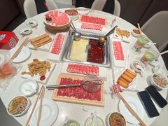 -海底捞火锅(中商百货夜宵主题店)