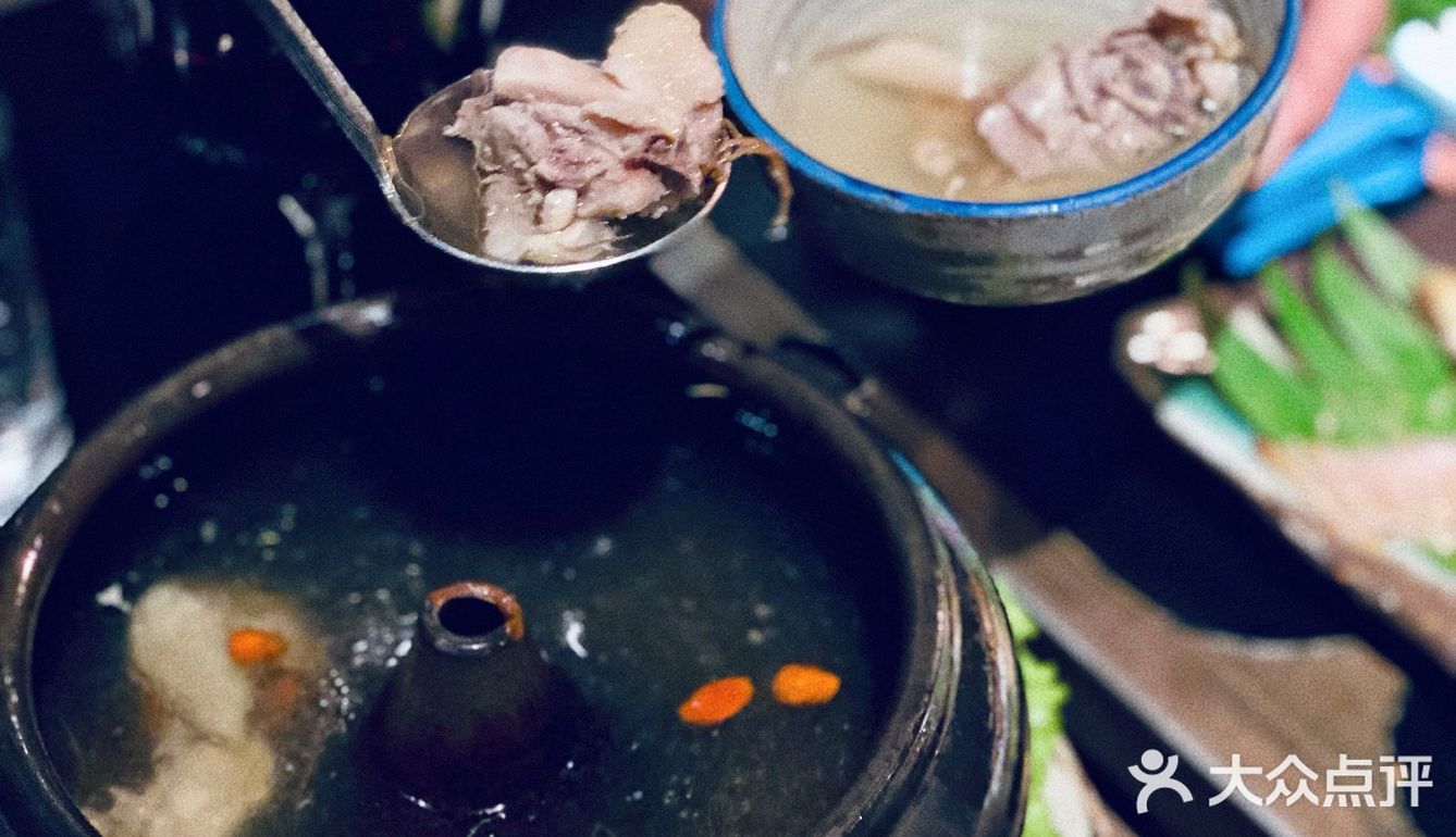 魔都探店🍃闹市区中的绝美云南餐厅🌷太好吃啦‼️