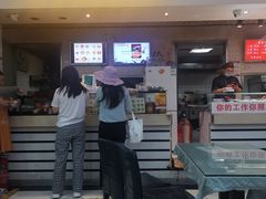 -红鼻子桂林米粉(金唐新光界店)