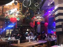 -清漫·派对音乐餐吧(市桥店)