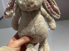 -微缤礼物(青岛海信广场店)